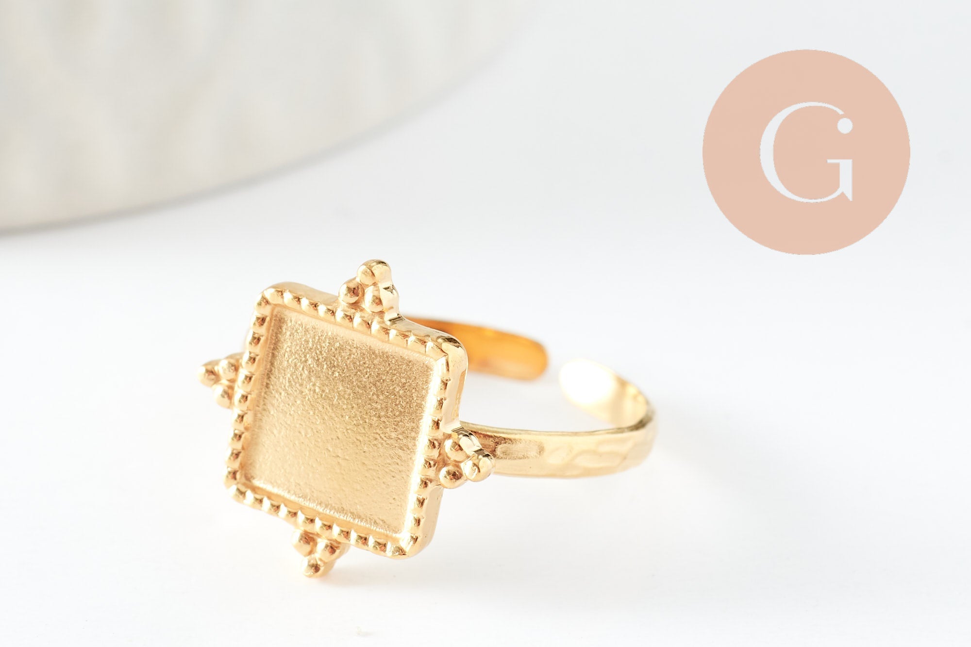 Bague réglable pour cabochon carré 8mm acier 304 inoxydable doré IP 18mm, x1 (G9723)