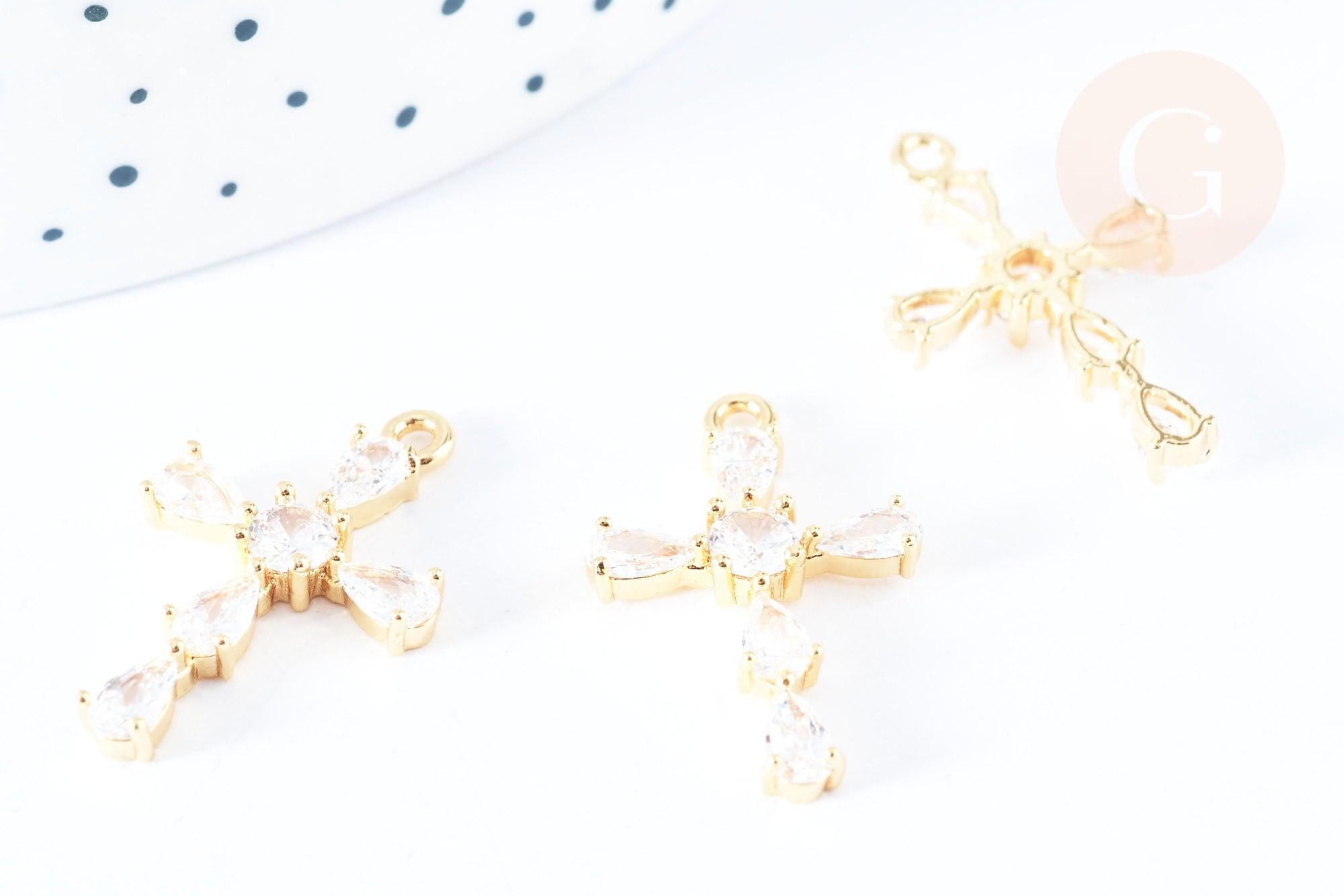 Pendentif croix laiton doré 18k zircons blancs transparents 24mm, création bijoux porte bonheur en zircon, x1 (G6988)