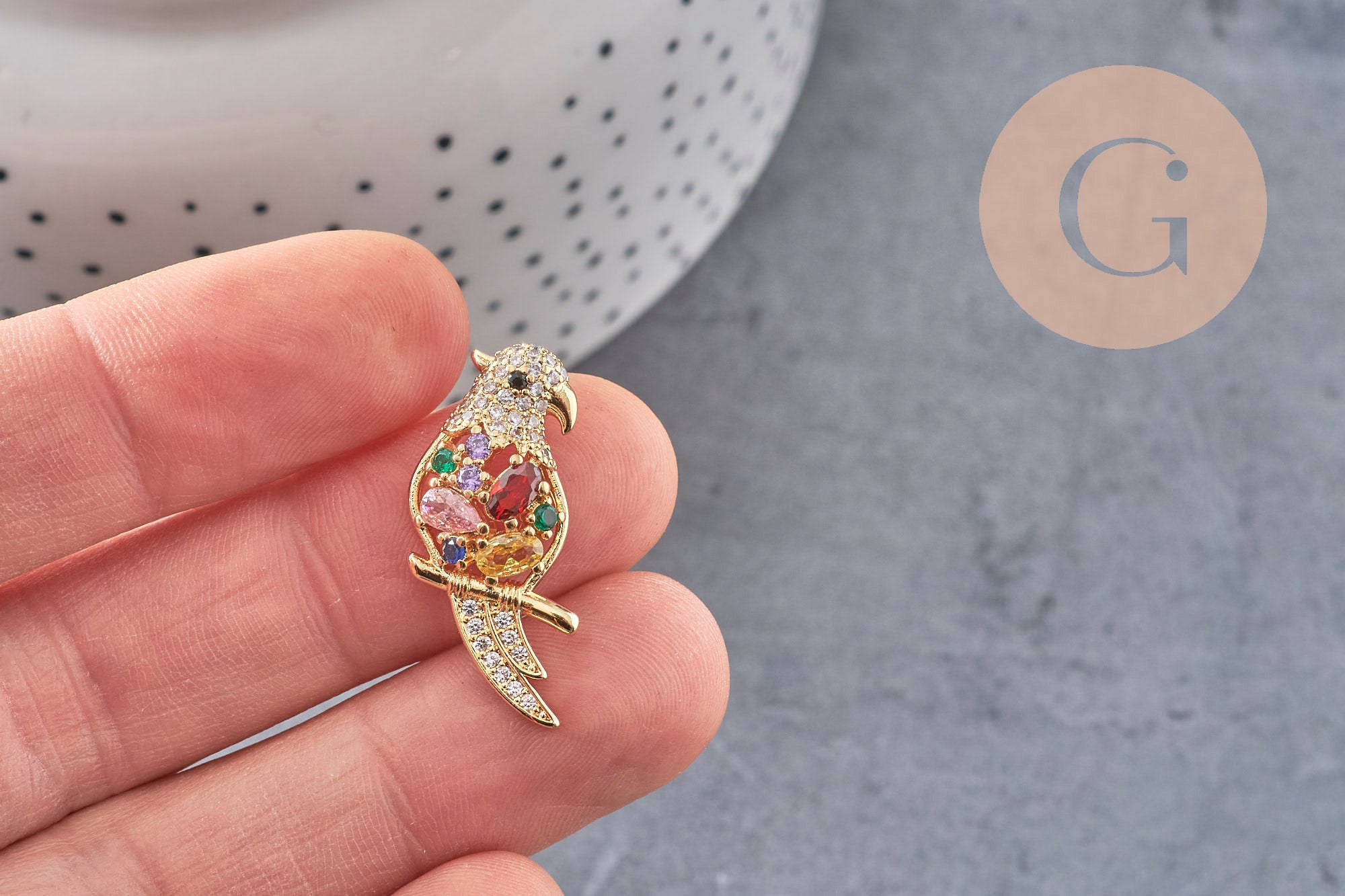 Pendentif oiseau Perroquet laiton doré 16k cristal 29mm,sans nickel,cadeau anniversaire,pendentif animal, Pendentif zircon, x1 (G6677)