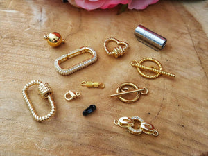 The different types of clasps