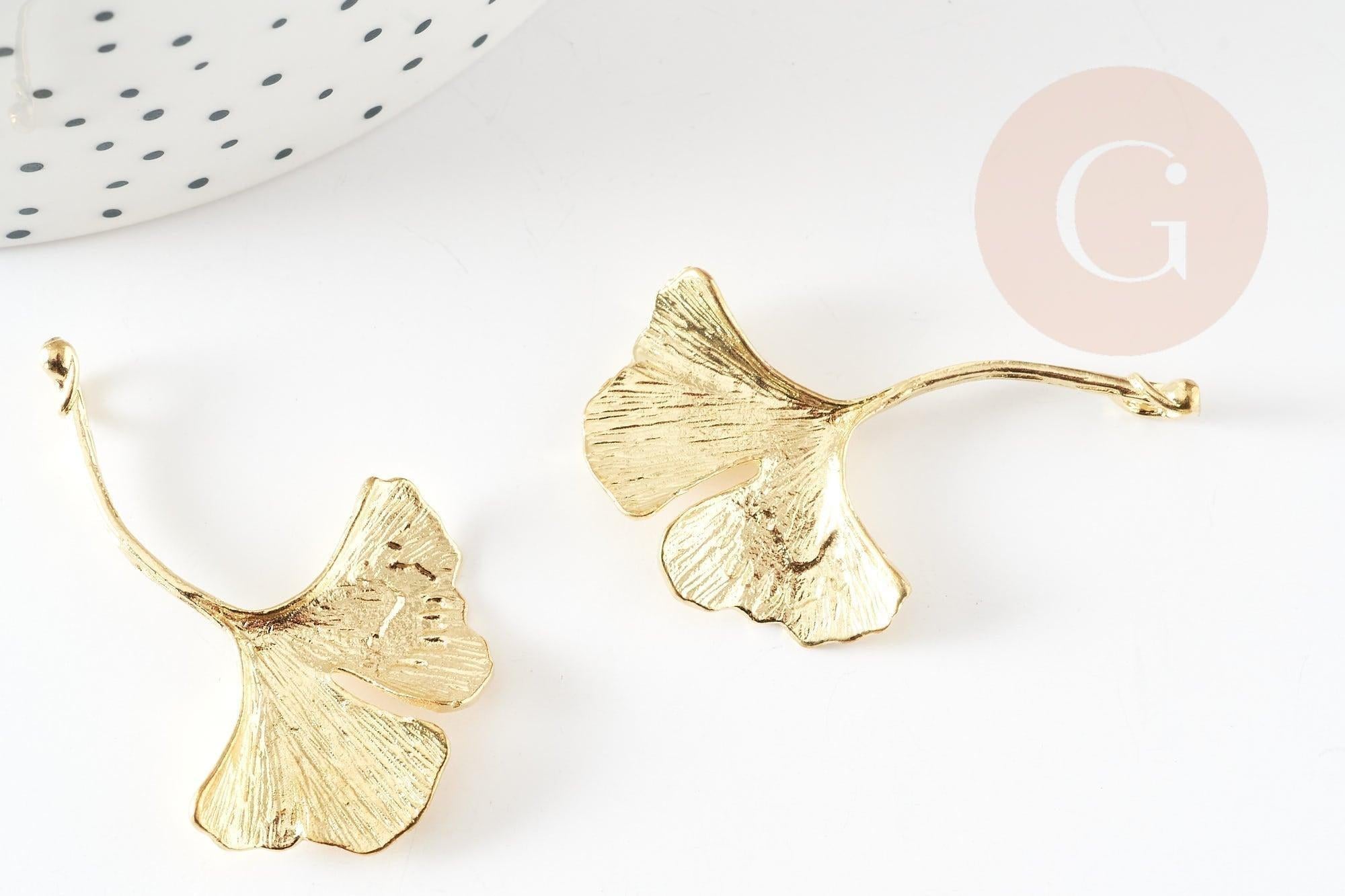 Pendentif feuille Ginkgo laiton brut 43mm, breloque laiton brut pour création bijou nature x1 (G9266)