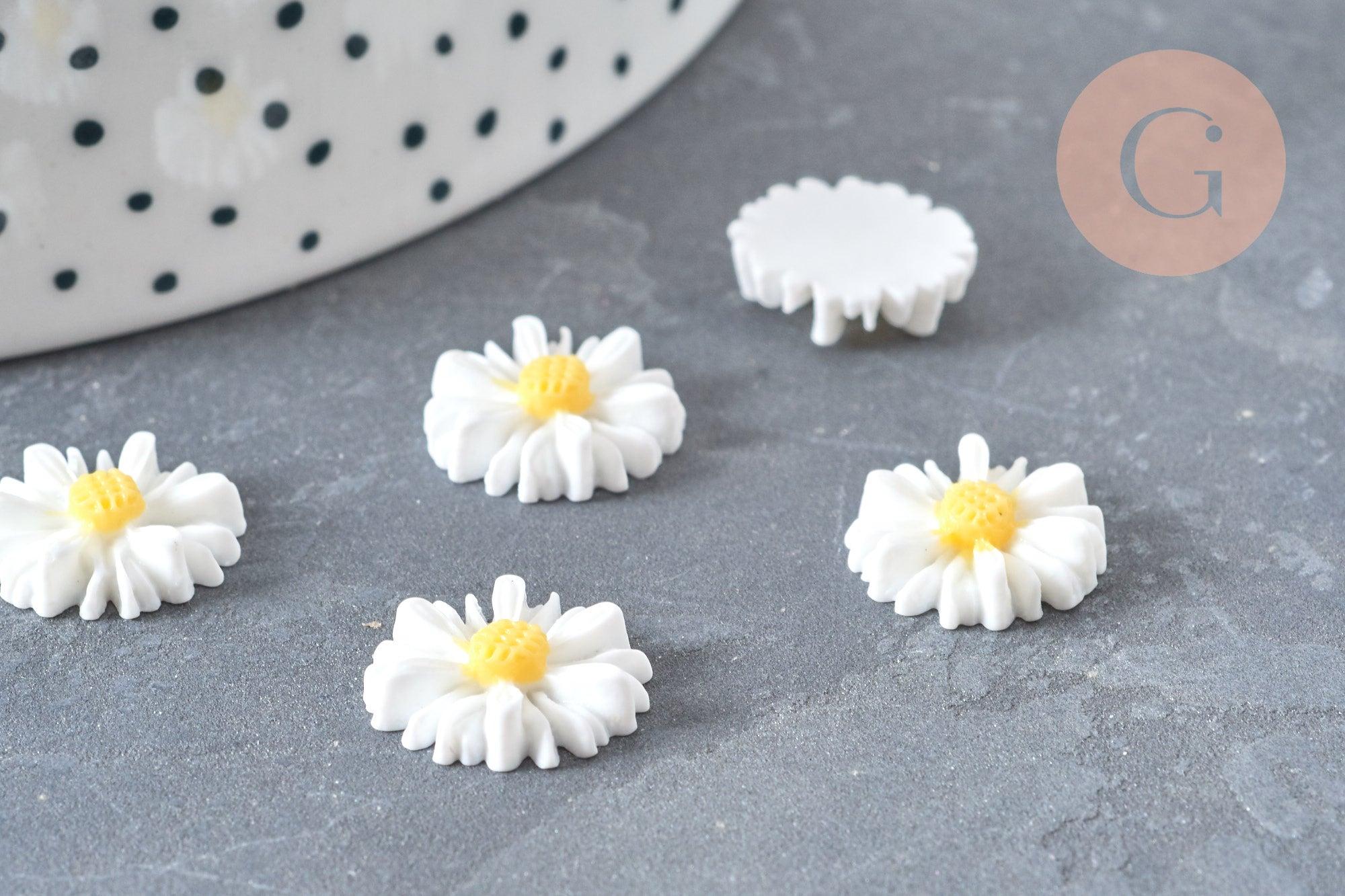 Cabochon fleur marguerite en résine 13mm,x5 (G8051)